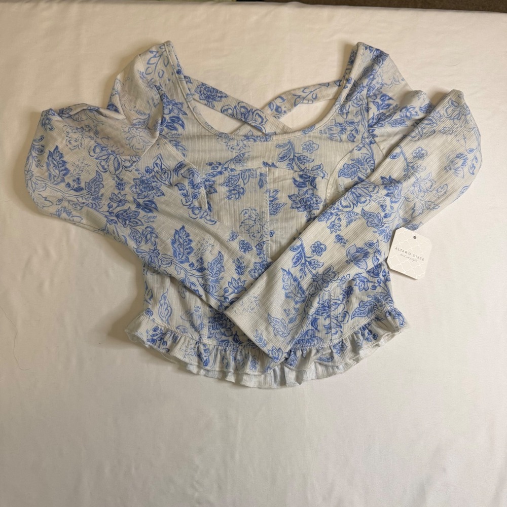 Altard State Floral Ruffle Hem Crisscross Back Top Ivory Blue TYDK6120NS XS